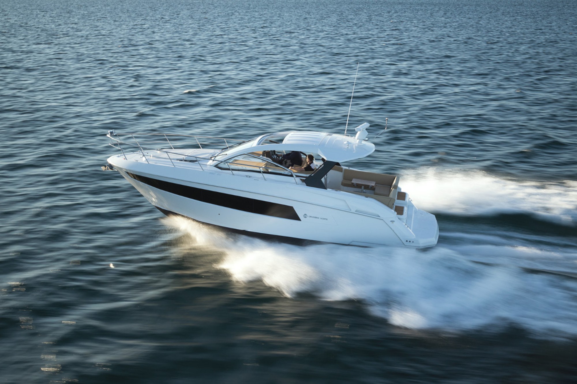 cruiser yachts 390 ec