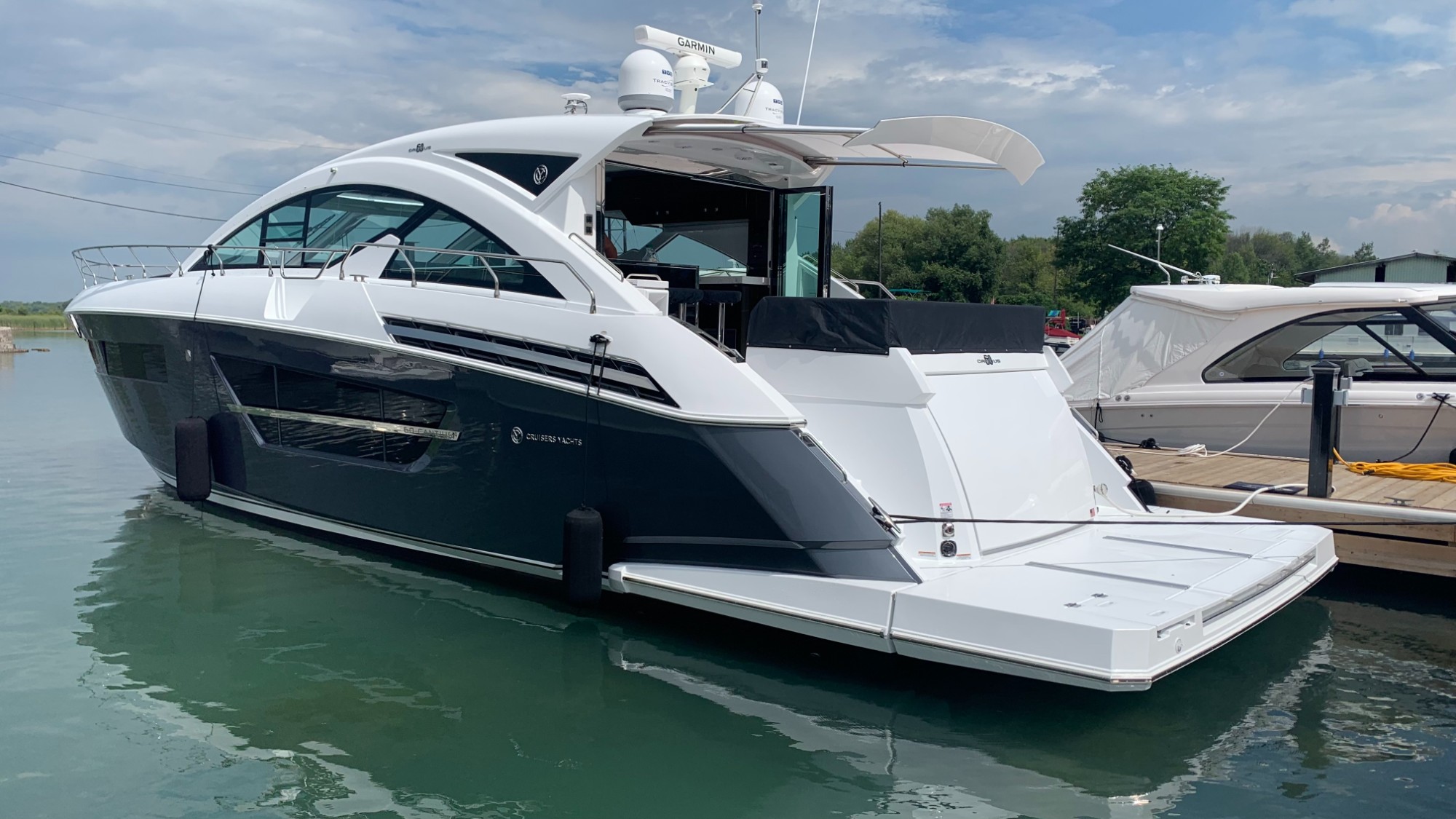 yacht sales in ontario